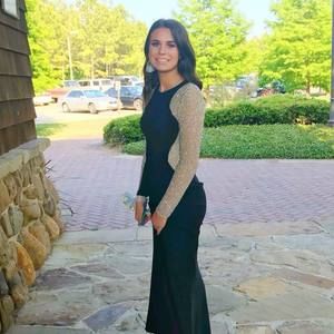 Meet your Posher, Tessa